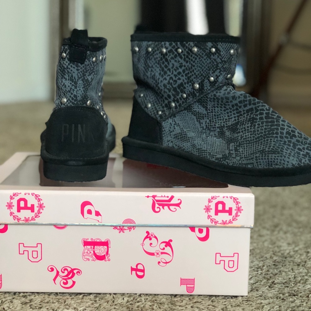 PINK victoria’s secret fur lined boot slippers